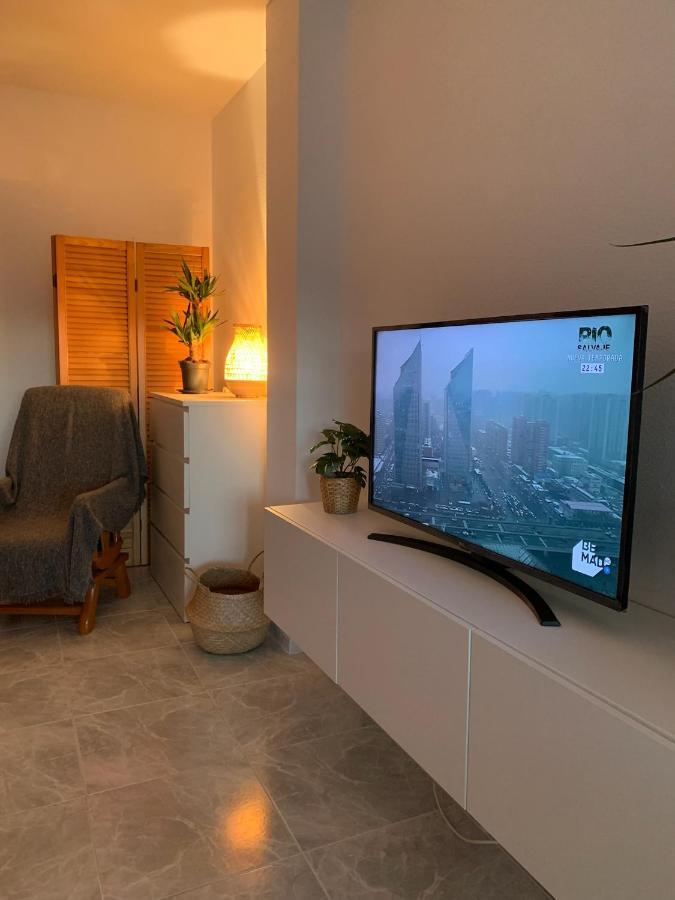 Apartamento en primerísima línea de playa con espectaculares vistas Netflix, Prime y Disney Oropesa del Mar Exterior foto
